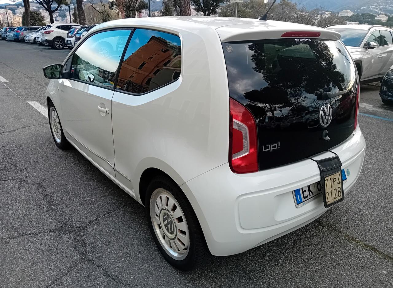Volkswagen up! - CON FRIZIONE NUOVA