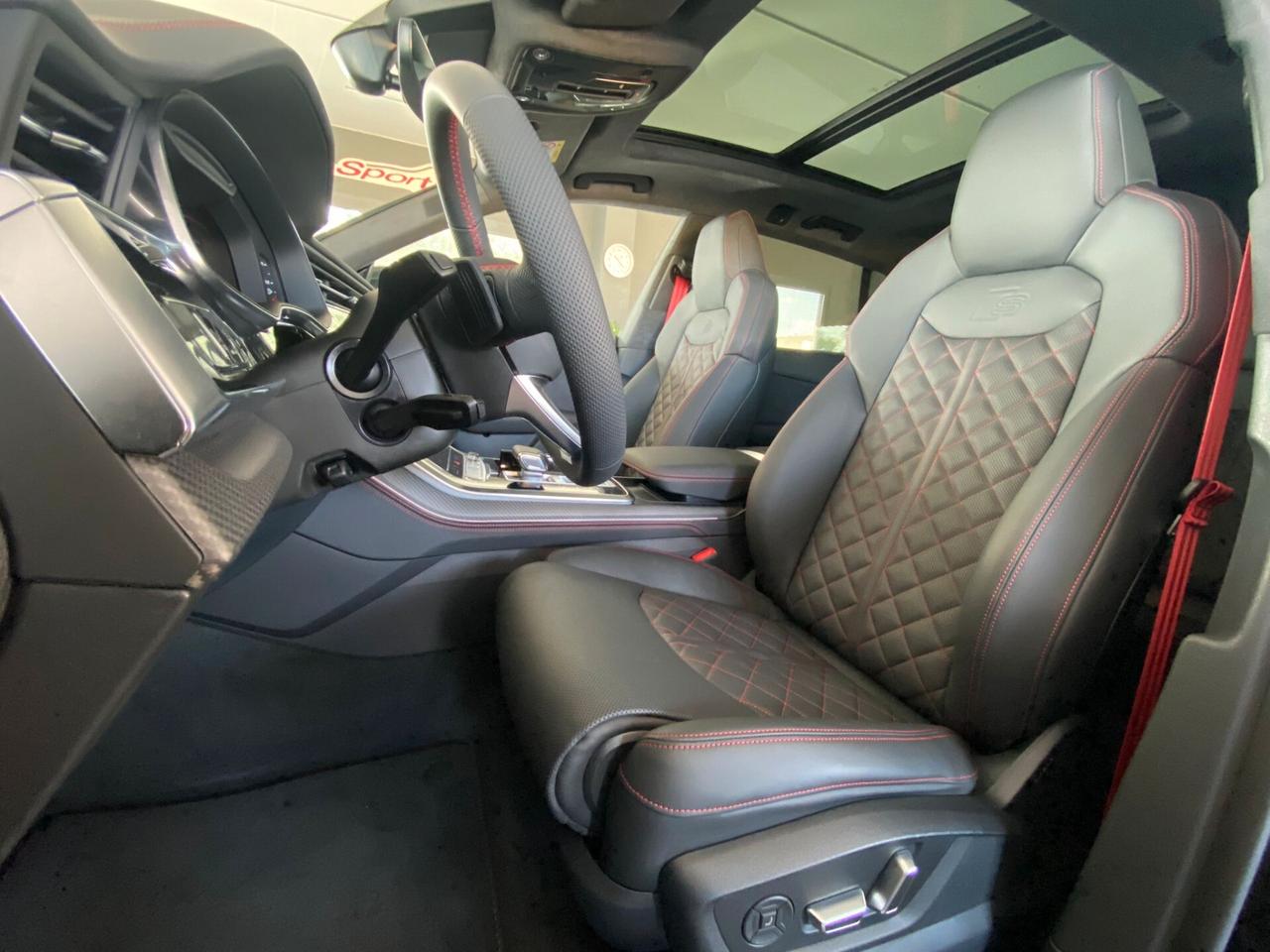 Audi Q8 50 30tdi S-line Edition Pano-Matrix-23-B&H-Valcona