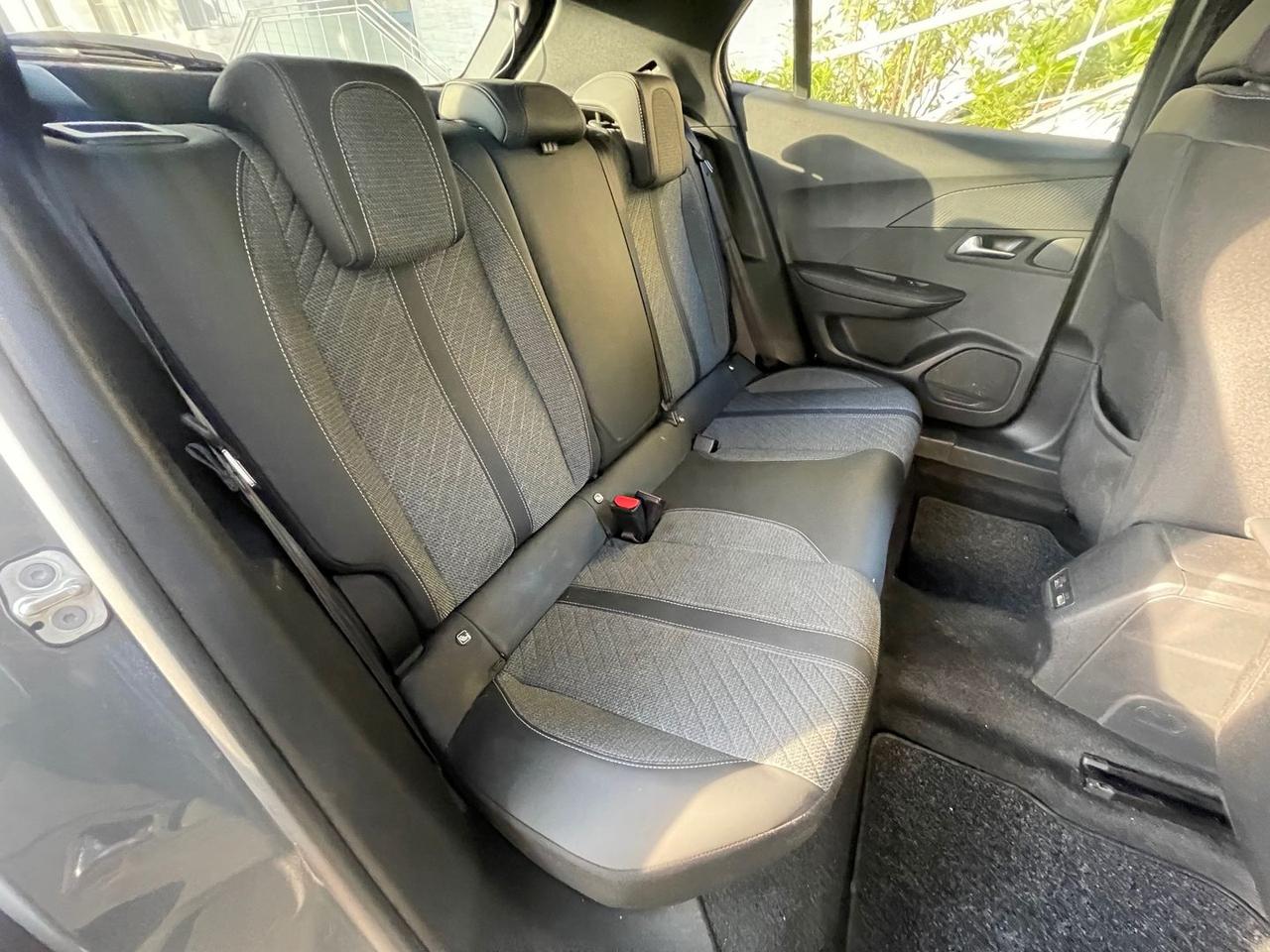 Peugeot 2008 Allure 1.2 PureTech 100 #5940