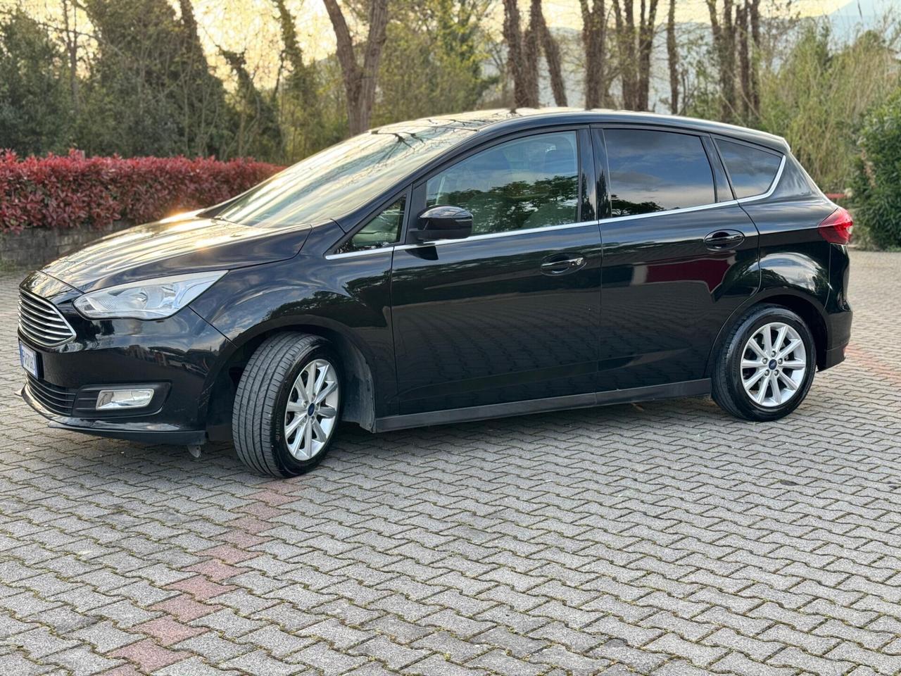 Ford C-Max 1.5 TDCi 120CV Titanium * NAVI *LED FULL