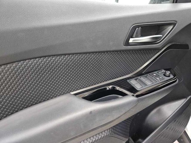 TOYOTA C-HR (2016-2023) - 1.8 Hybrid E-CVT Trend