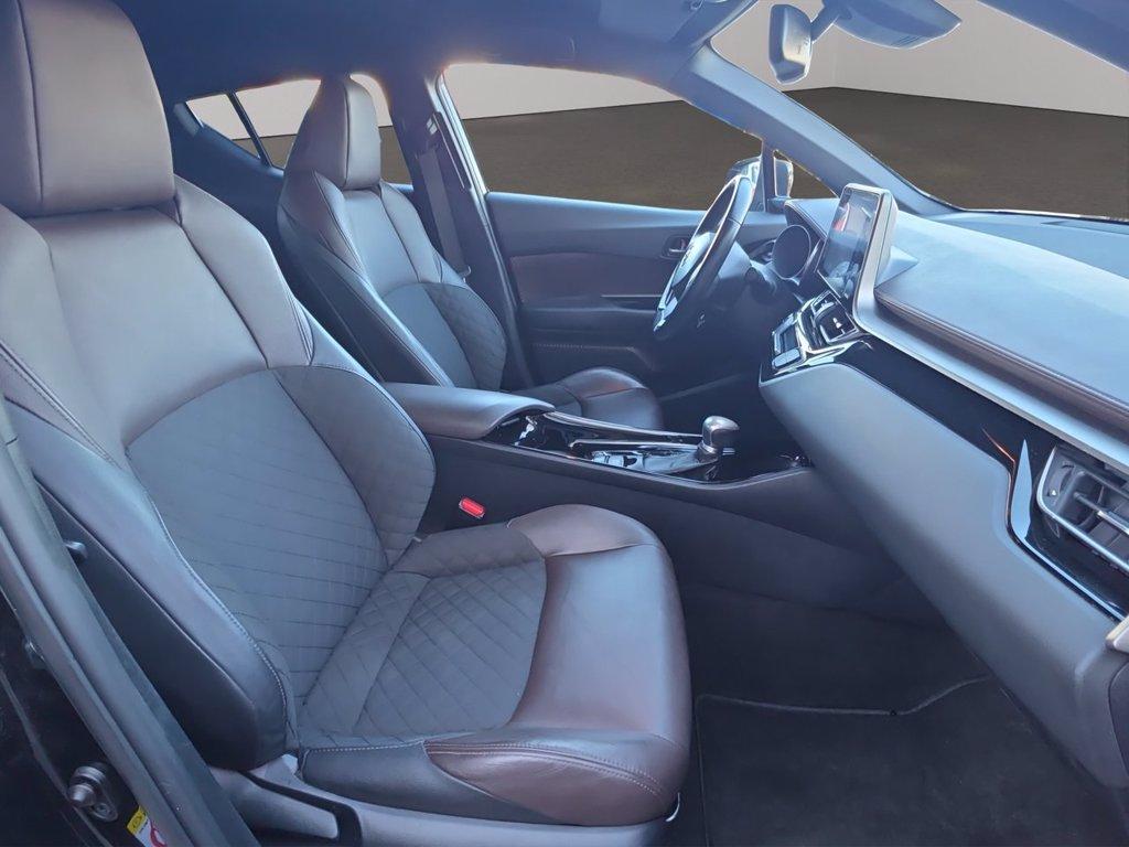 TOYOTA C-hr 1.8h lounge 2wd e-cvt del 2017