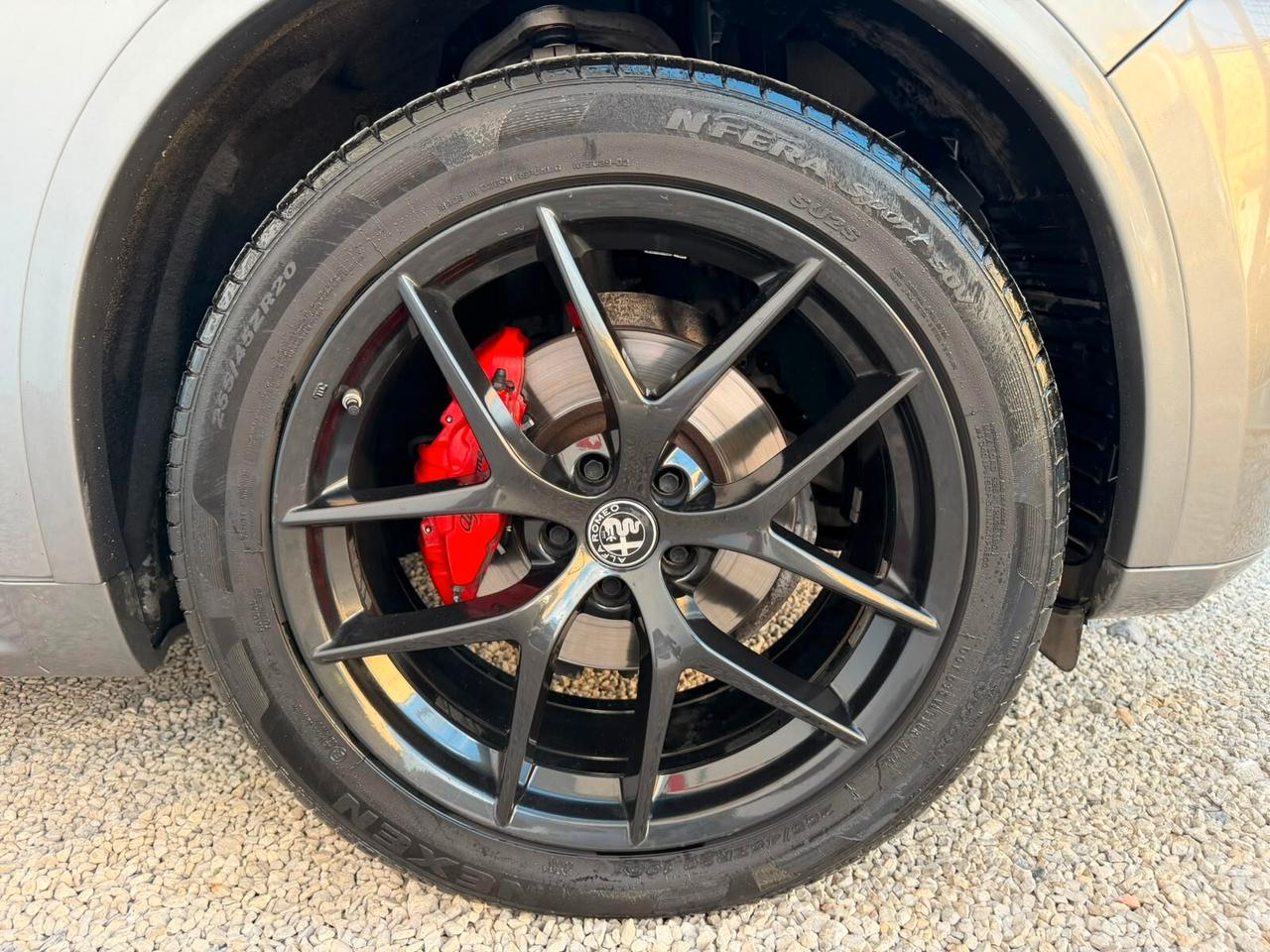 Alfa Romeo Stelvio 2.2 210 CV AT8 Q4 Veloce