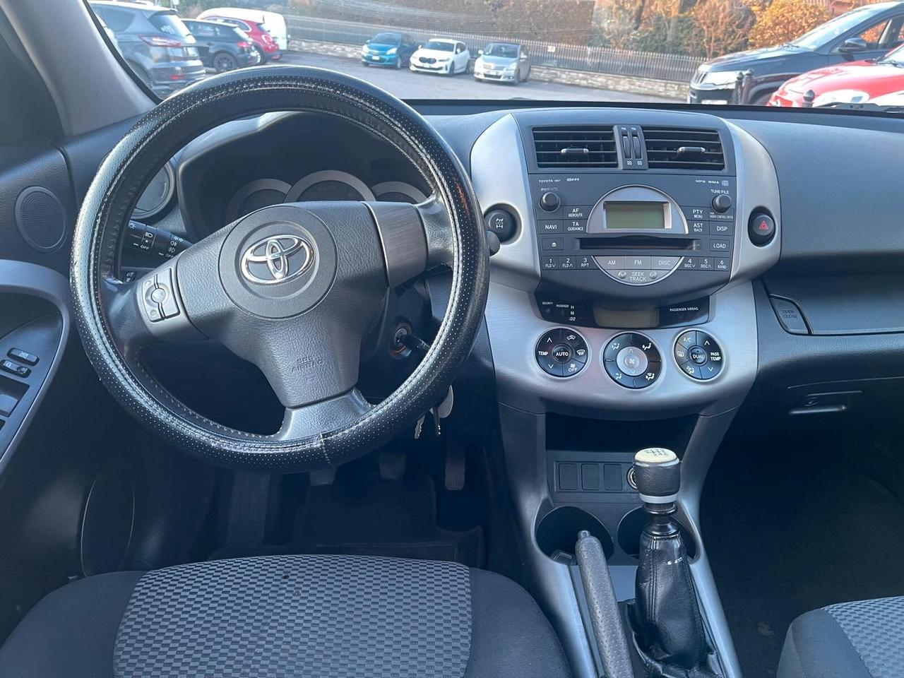 Toyota RAV 4 RAV4 2.2 D-4D 136 CV Sol