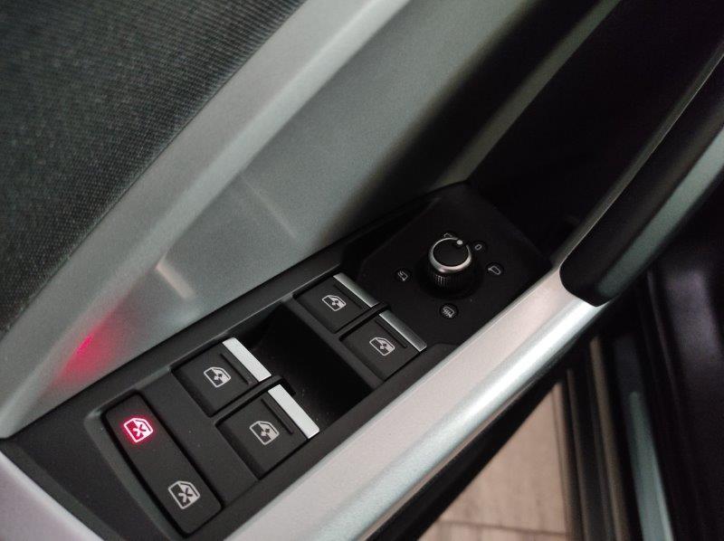 AUDI Q3 2ª serie - Q3 35 TDI quattro S tronic Business Advanced