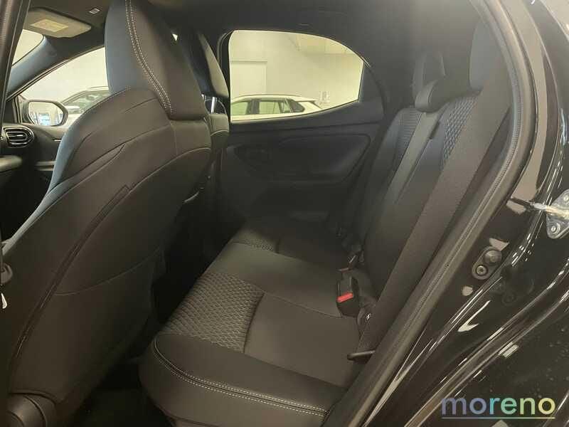 Toyota Yaris 1.5h 130 Lounge