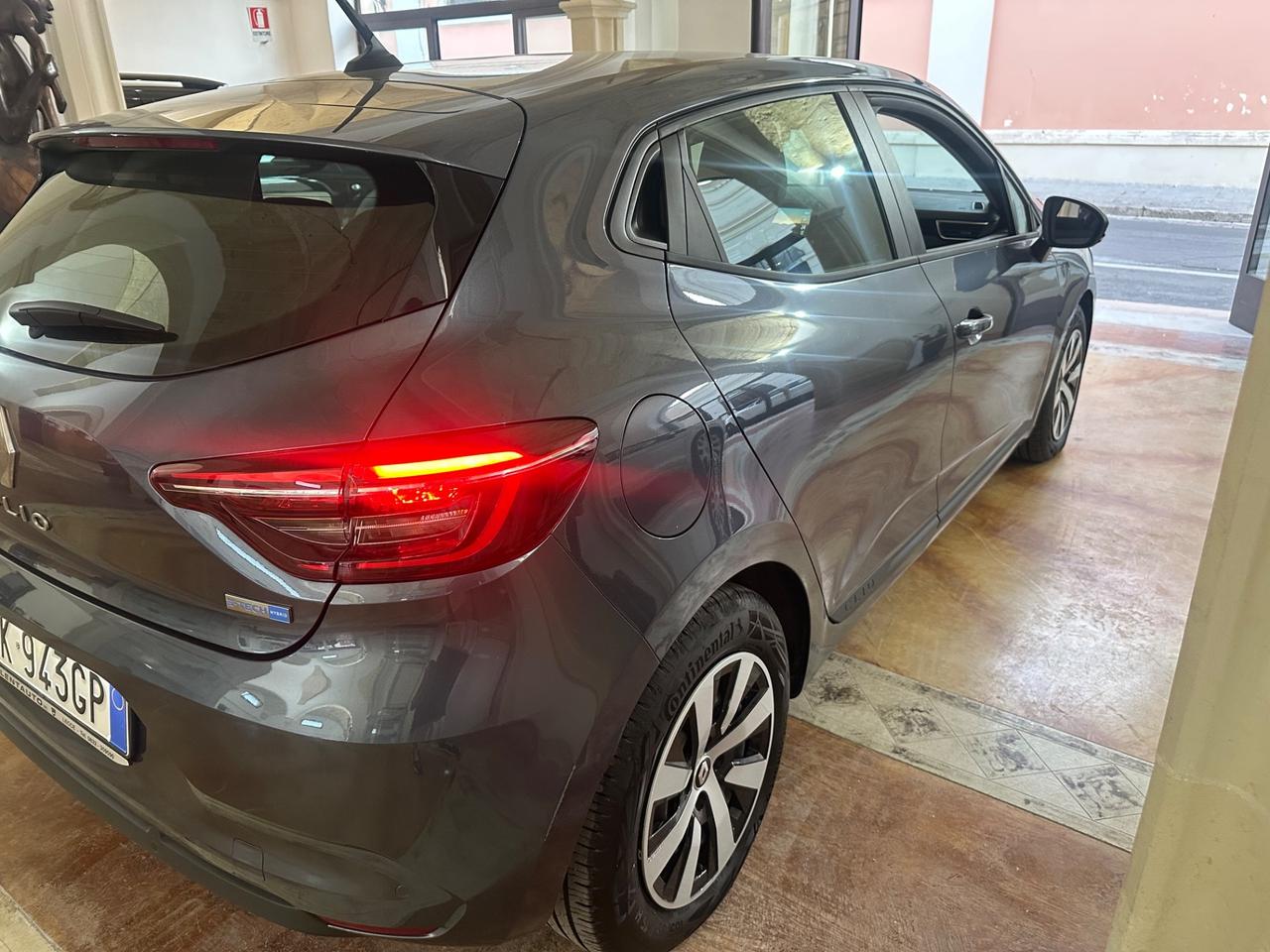 Renault Clio Full Hybrid E-Tech 145 CV 5 porte Techno