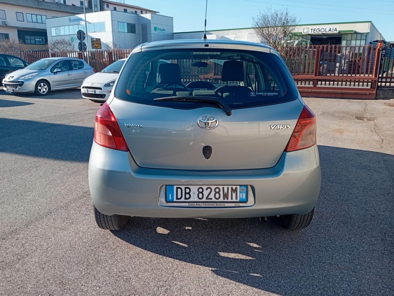 Toyota Yaris 1.3 5 porte Sol