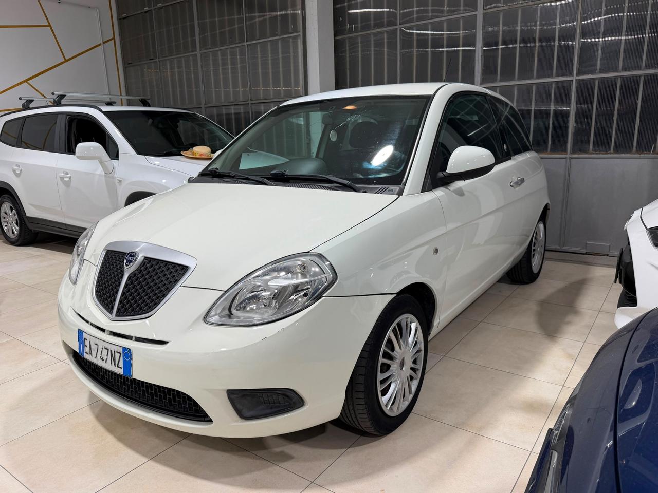 Lancia Ypsilon 1.4 Platino Ecochic GPL