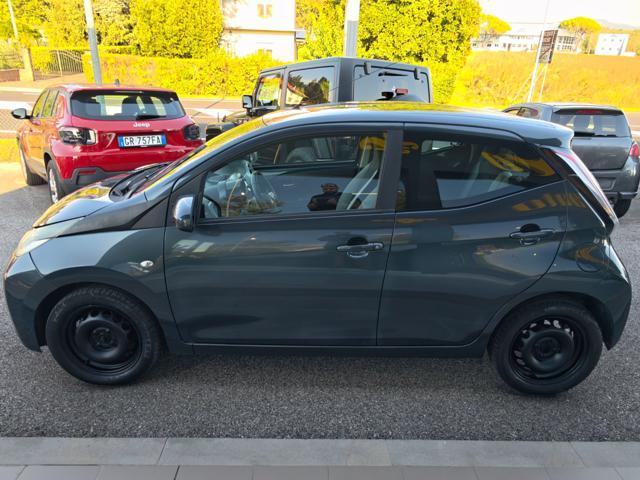 TOYOTA Aygo 1.0 VVT-i 69 CV 5 porte x-cool