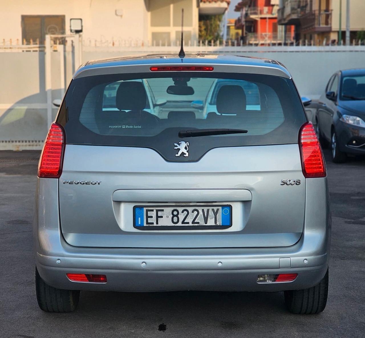 Peugeot 5008 1.6 HDi 112CV Tecno 7 posti