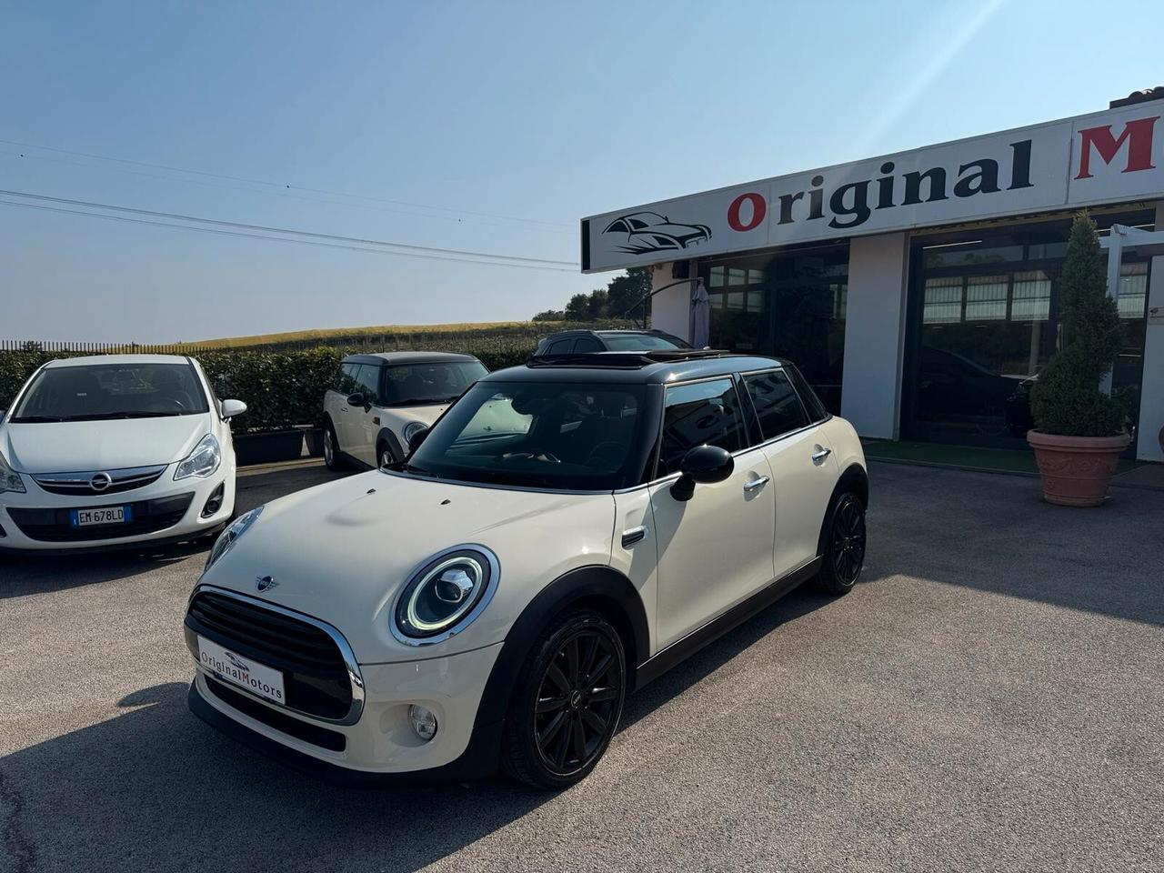 Mini Mini 1.5 Cooper D 5 porte