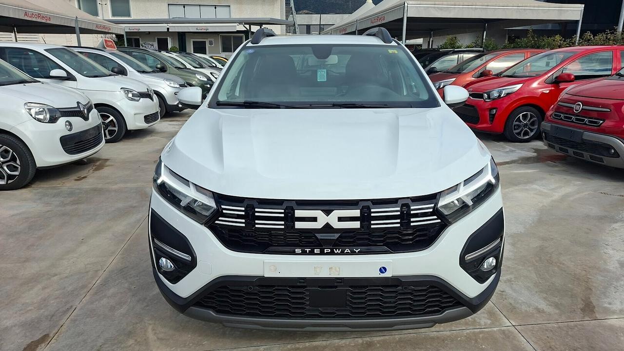 Dacia Sandero Stepway 1.0 GPL di serie 2022