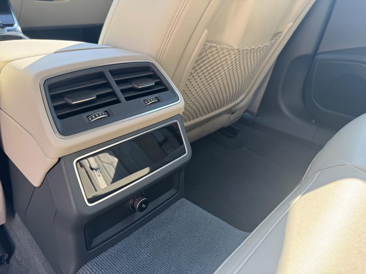 Audi A6 Avant 40 2.0 TDI quattro S tronic Garanzia