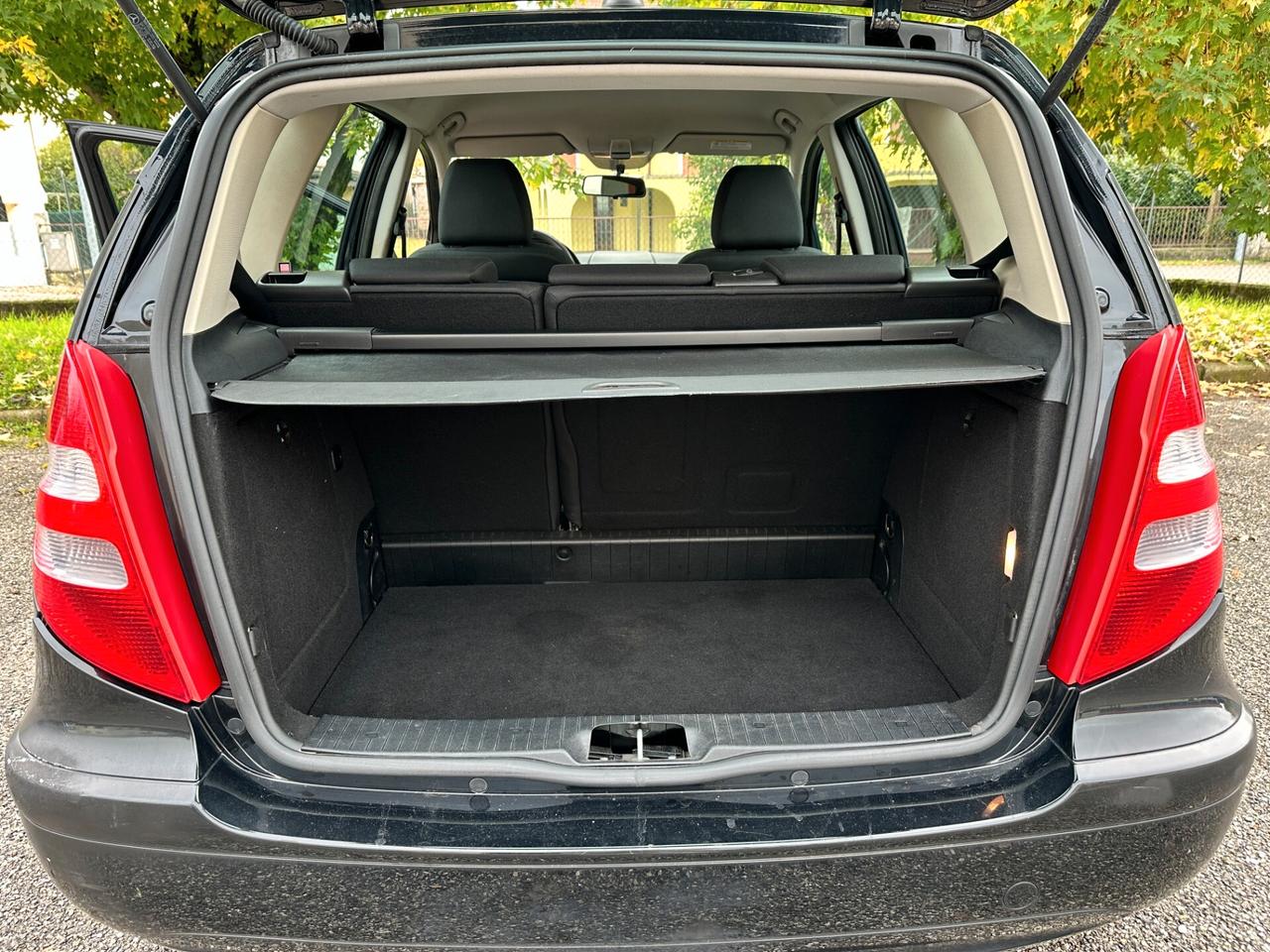 Mercedes-benz A 170 Classic 5P OK NEOP.