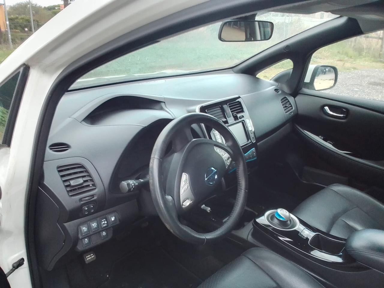 Nissan Leaf Acenta 30KWh