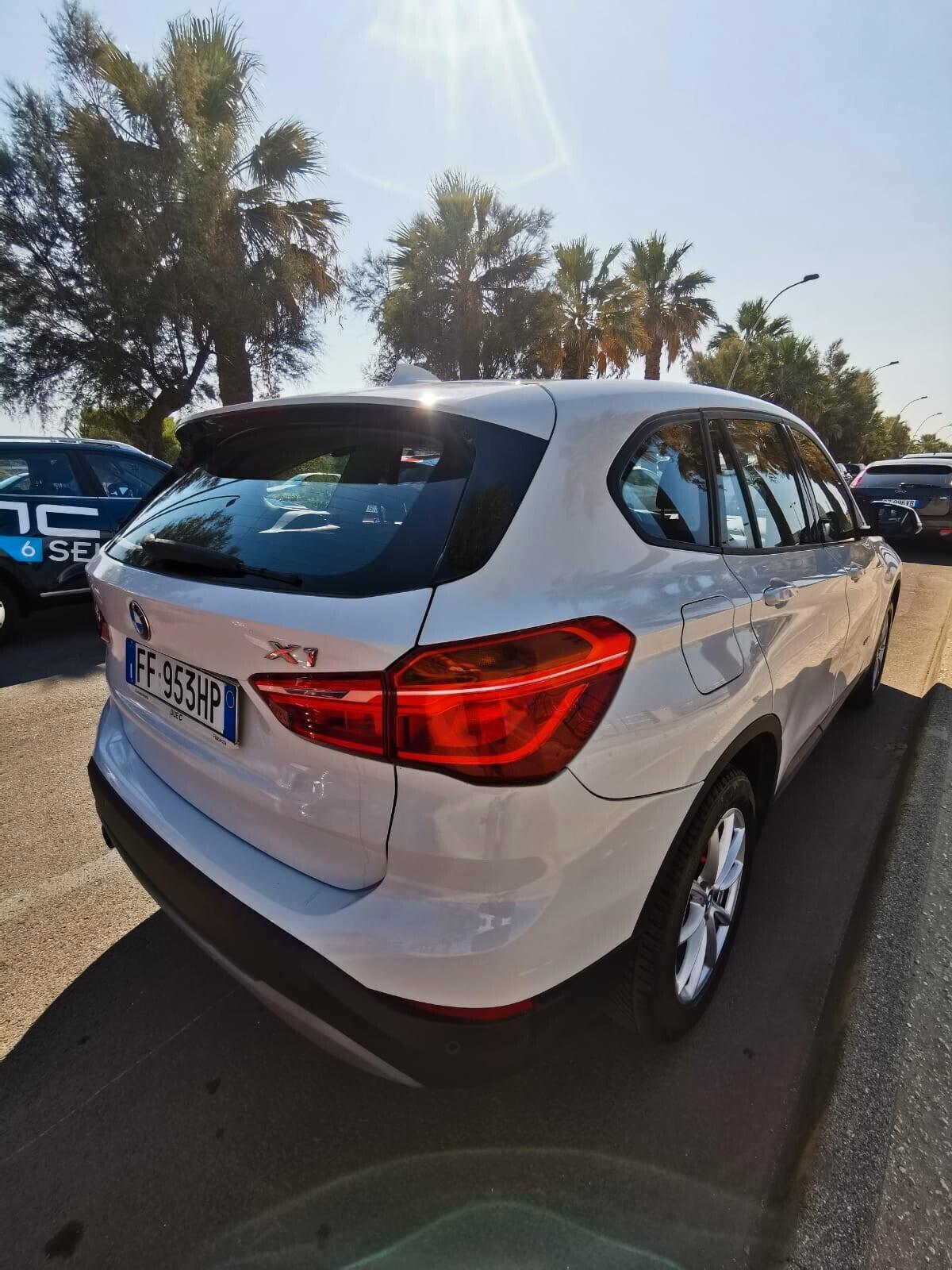 Bmw X1 sDrive18d Advantage 2016