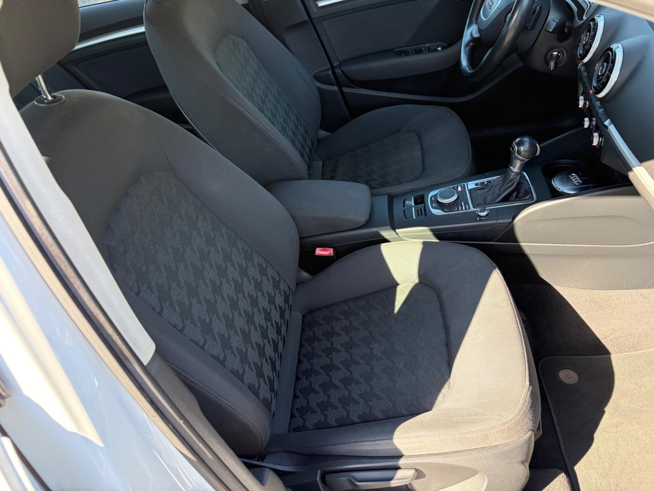 Audi A3 SPB 1.6 TDI clean diesel S tronic Ambiente