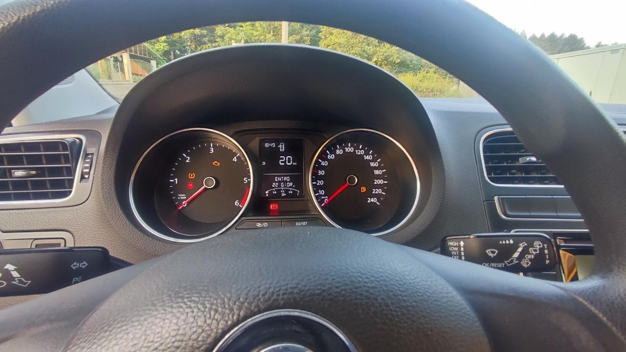 VOLKSWAGEN POLO 1.4 TDI CONFORTLINE 75 CV
