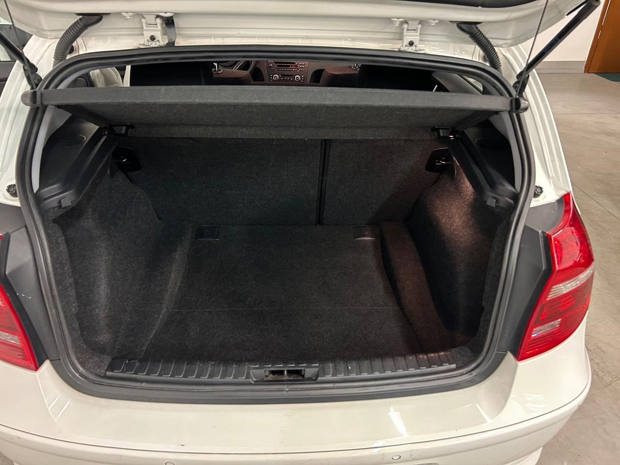 Bmw 116 116i cat 5 porte Futura