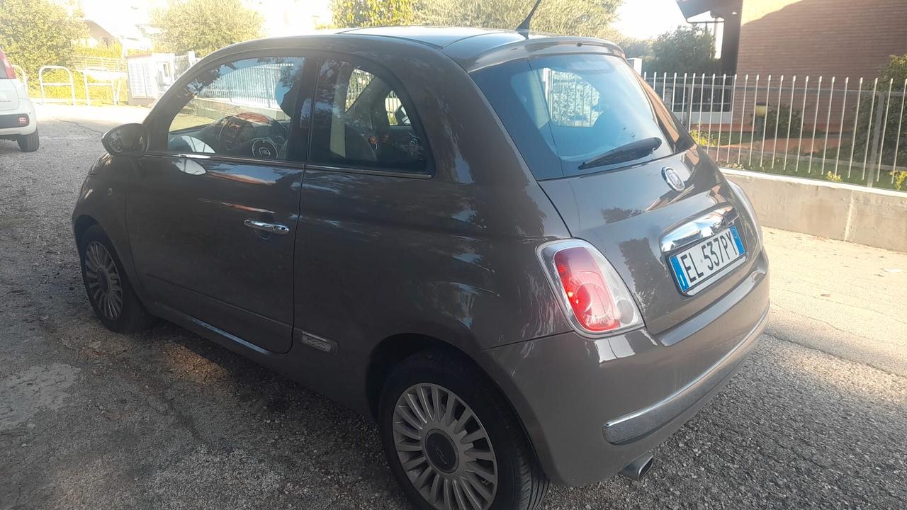Fiat 500 LOUNGE