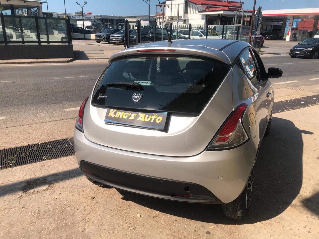 Lancia Ypsilon 1.2 69 CV 5 porte GPL