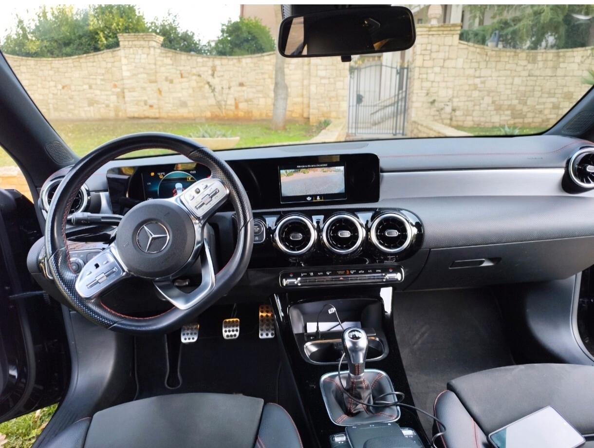 Mercedes-benz CLA 180 Premium