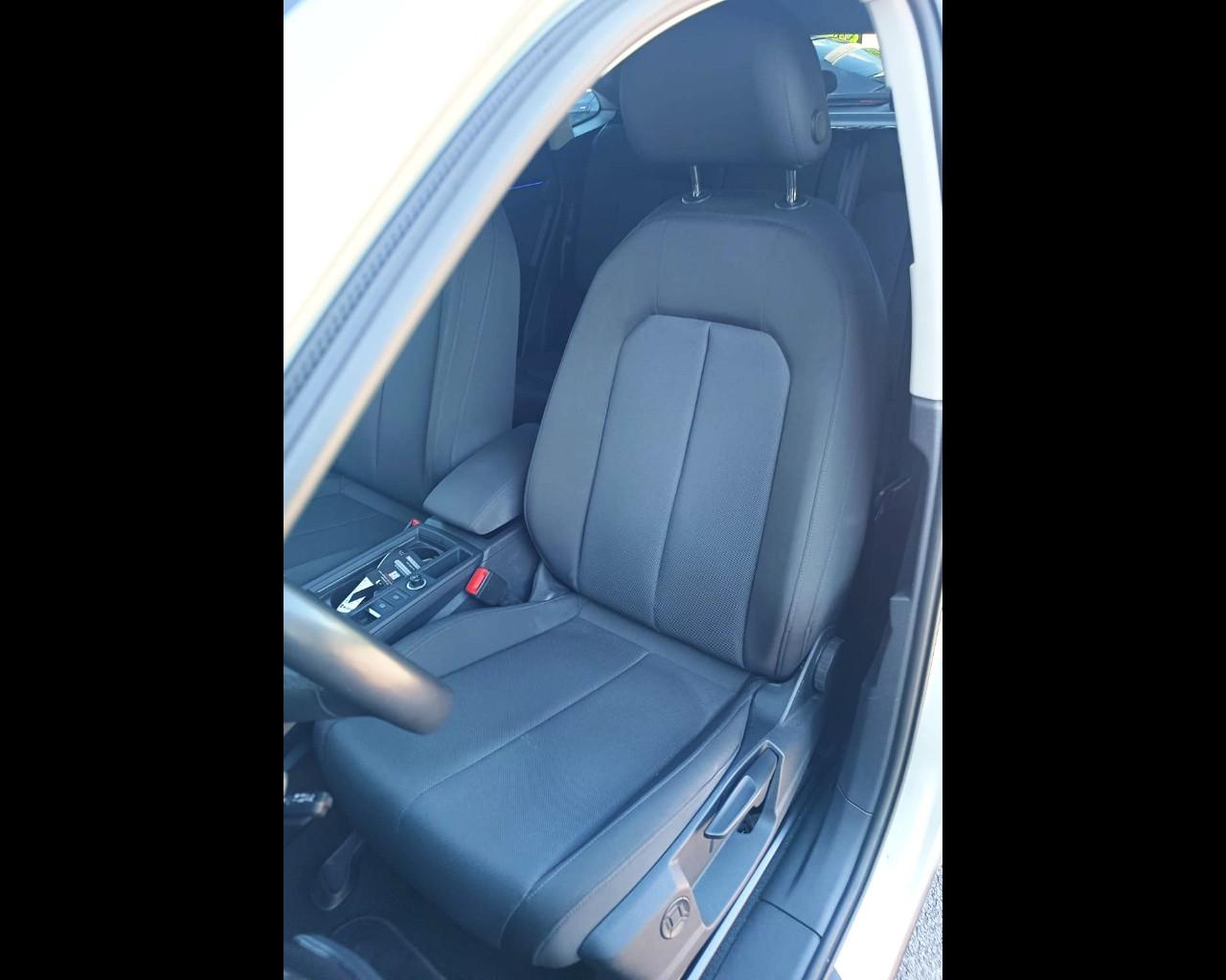 AUDI Q3 SPORTBACK 35 TDI S-TRONIC S LINE EDITION