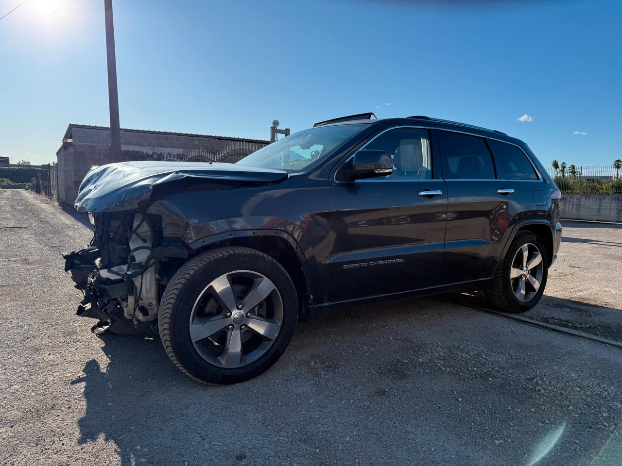 JEEP GRAN CHEROKEE 2015 3.0 DIESEL 250 CV *SINISTRATO