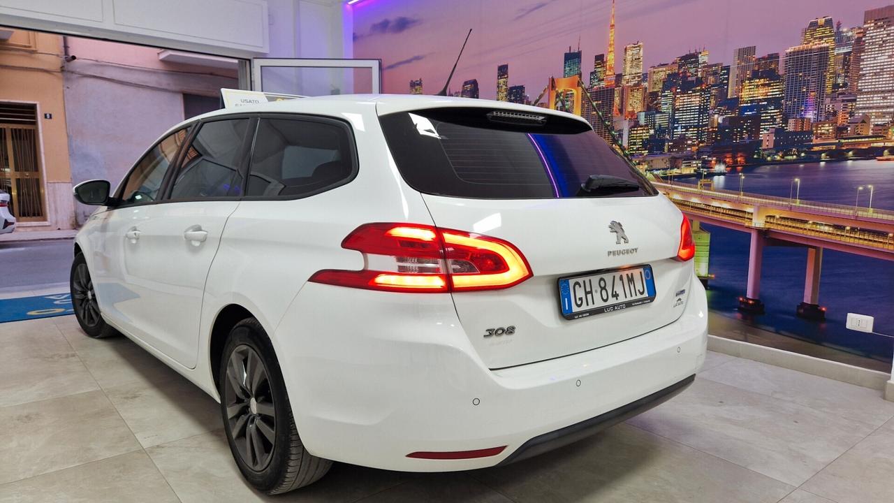 Peugeot 308 BlueHDi 120 S&S SW Business