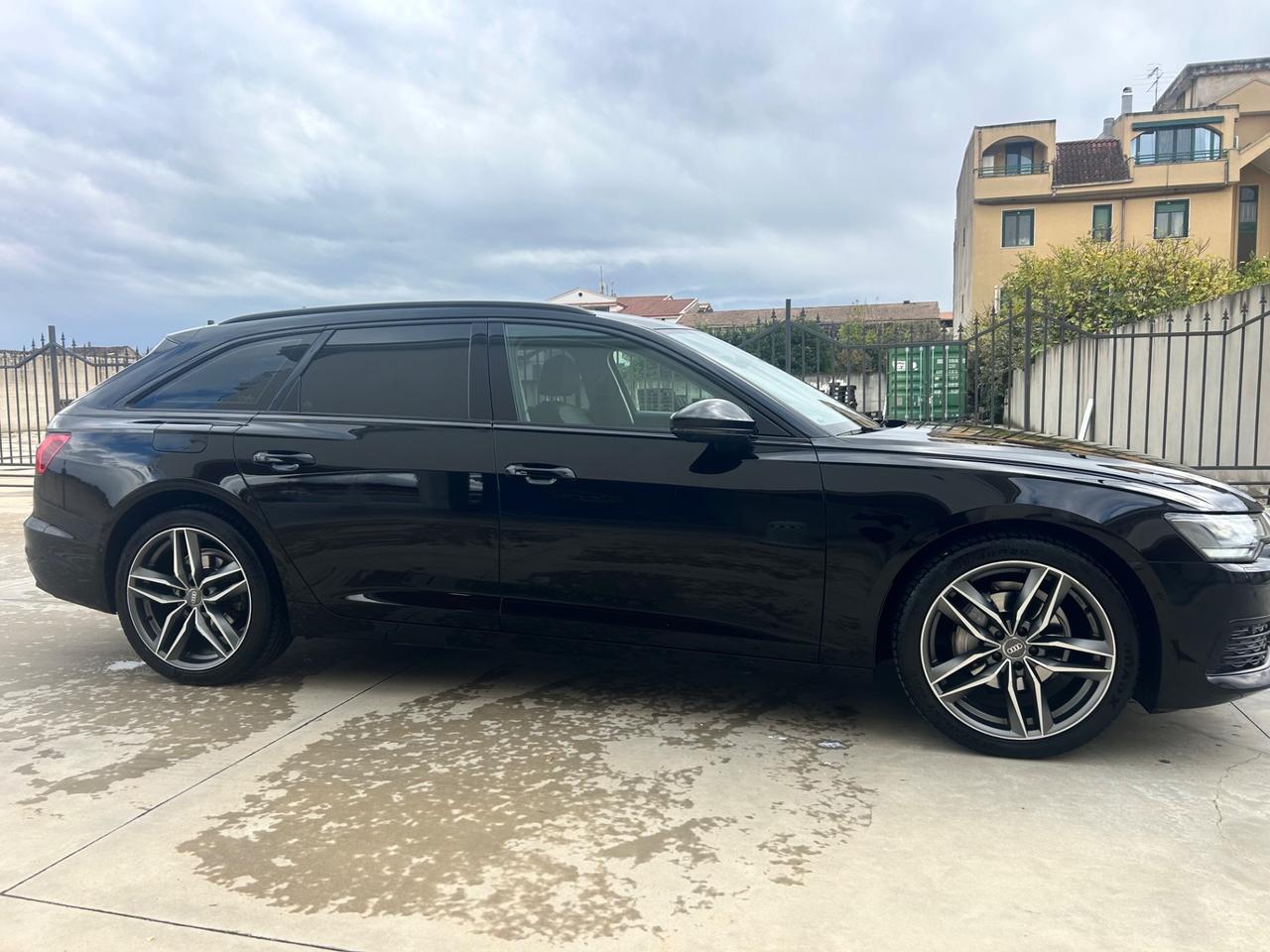 Audi A6 40 2.0 TDI S tronic Business Design