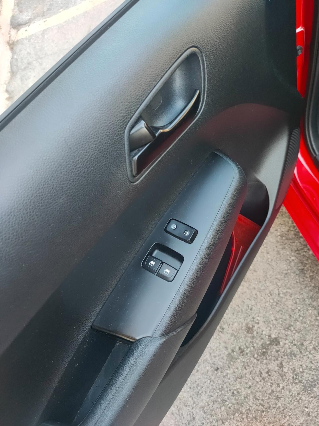 Kia Picanto 1.0 12V 5 porte X Line