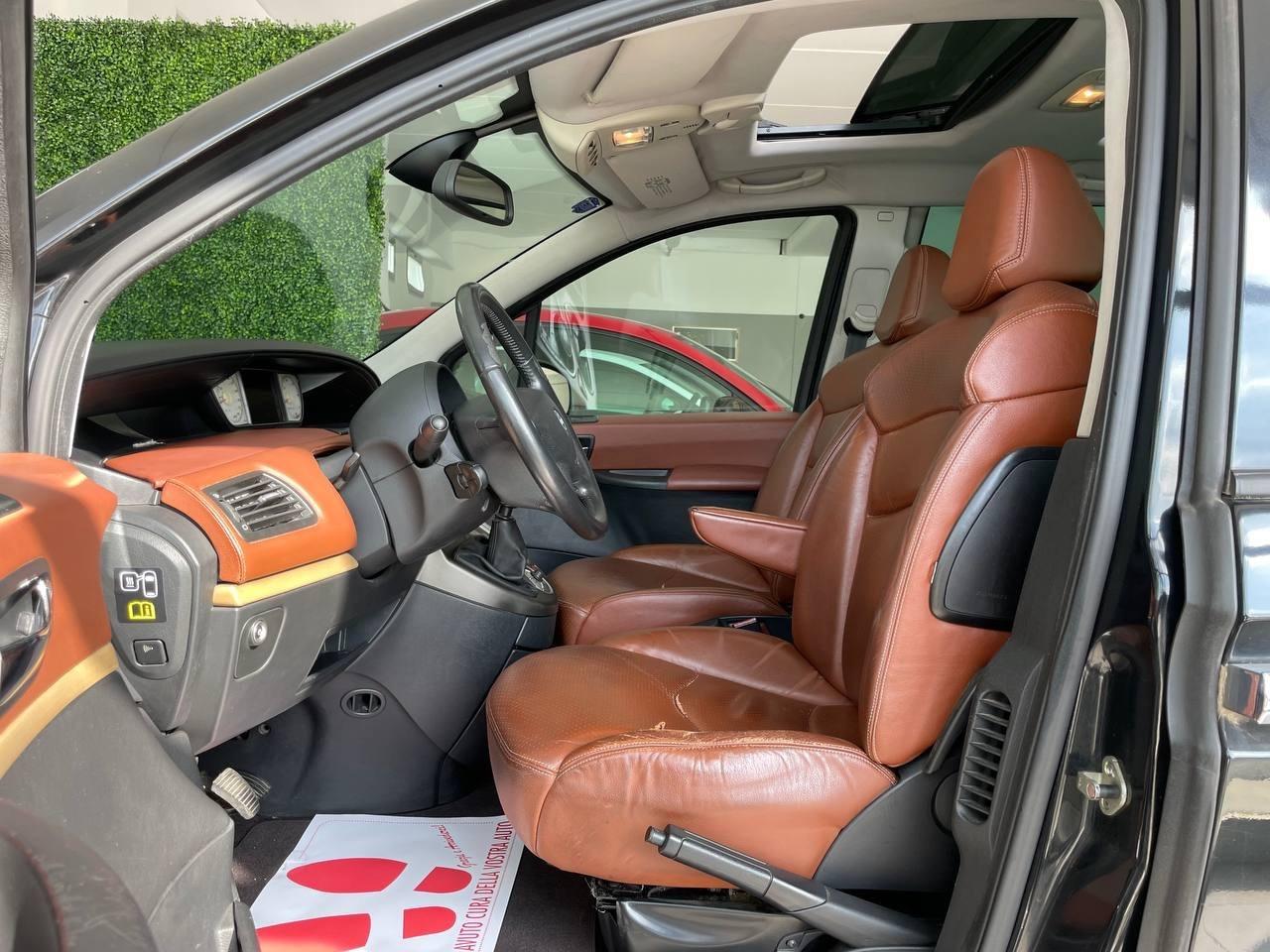 Lancia Phedra - Full Optional | Porte Scorrevoli