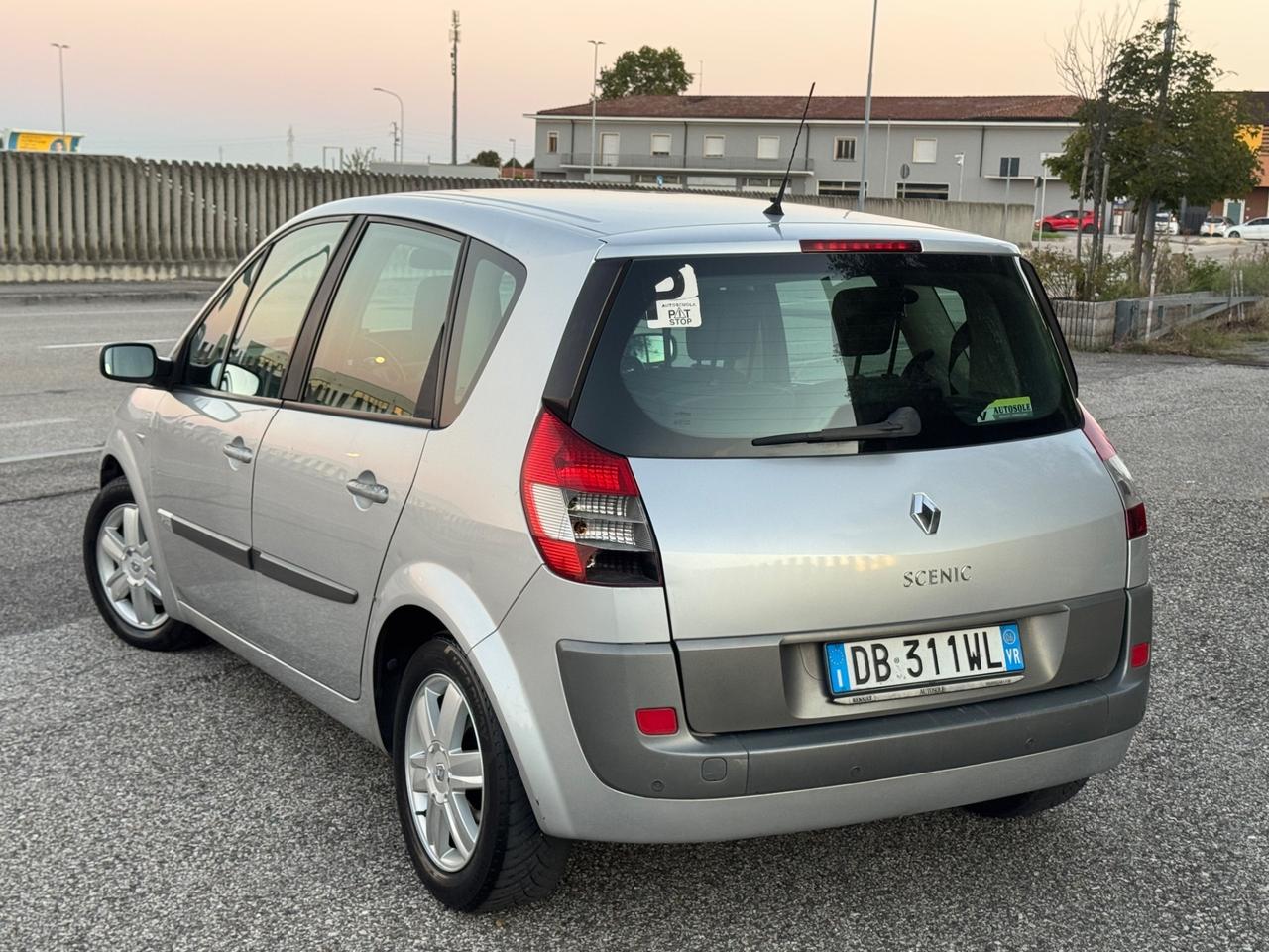 Renault Scenic 1.9 dCi 131cv