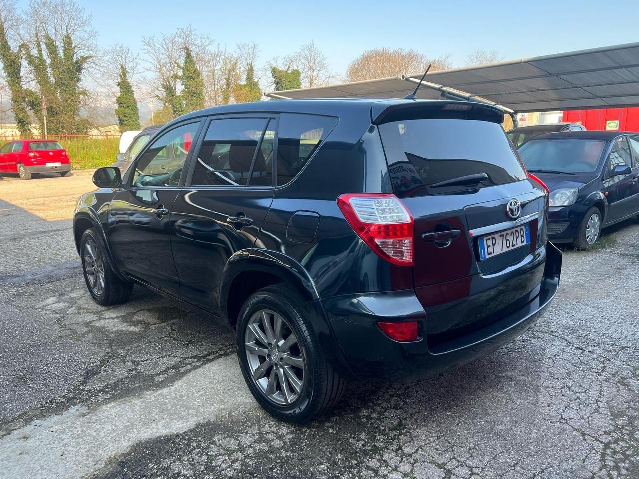 Toyota RAV 4 RAV4 Crossov. 2.2 D 150 CV Style 2013
