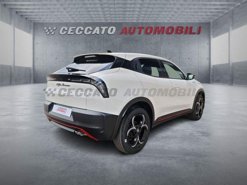 Alfa Romeo Junior Junior 1.2 ibrida Speciale 136cv edct6