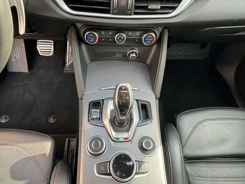 Alfa Romeo Stelvio 2020 2.2 t Executive Q4 190cv auto