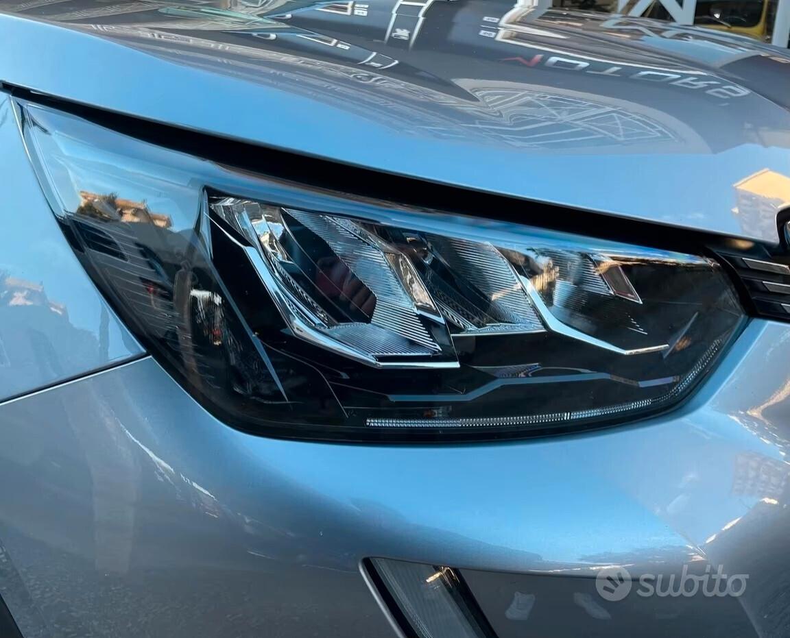 Peugeot 2008 BlueHDi 130 S&S EAT8 Allure