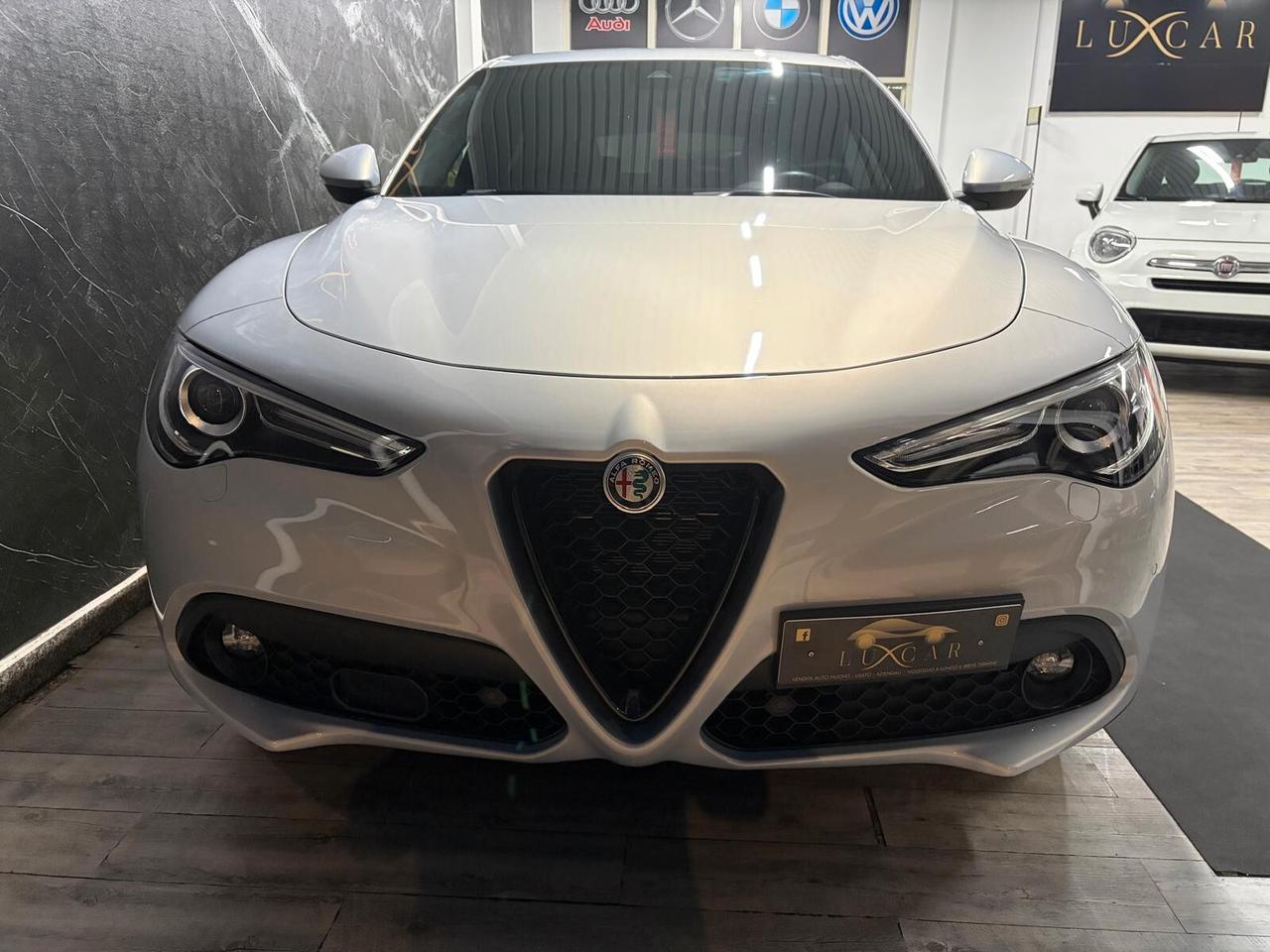 Alfa Romeo Stelvio 2.2 Turbodiesel 190 CV AT8 Q4 Sprint 24 mesi di garanzia