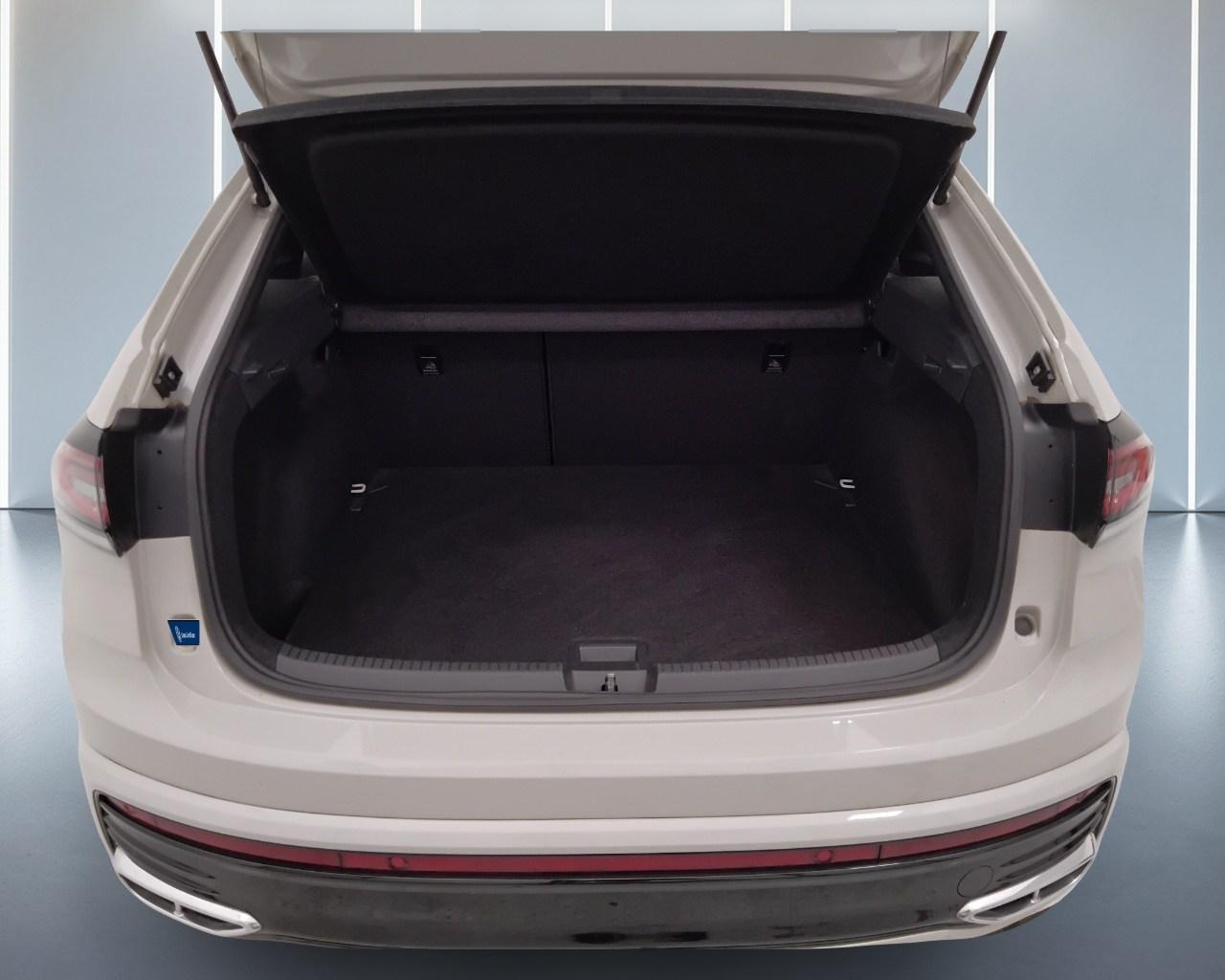 VOLKSWAGEN Taigo - Taigo 1.0 tsi R-Line 110cv dsg