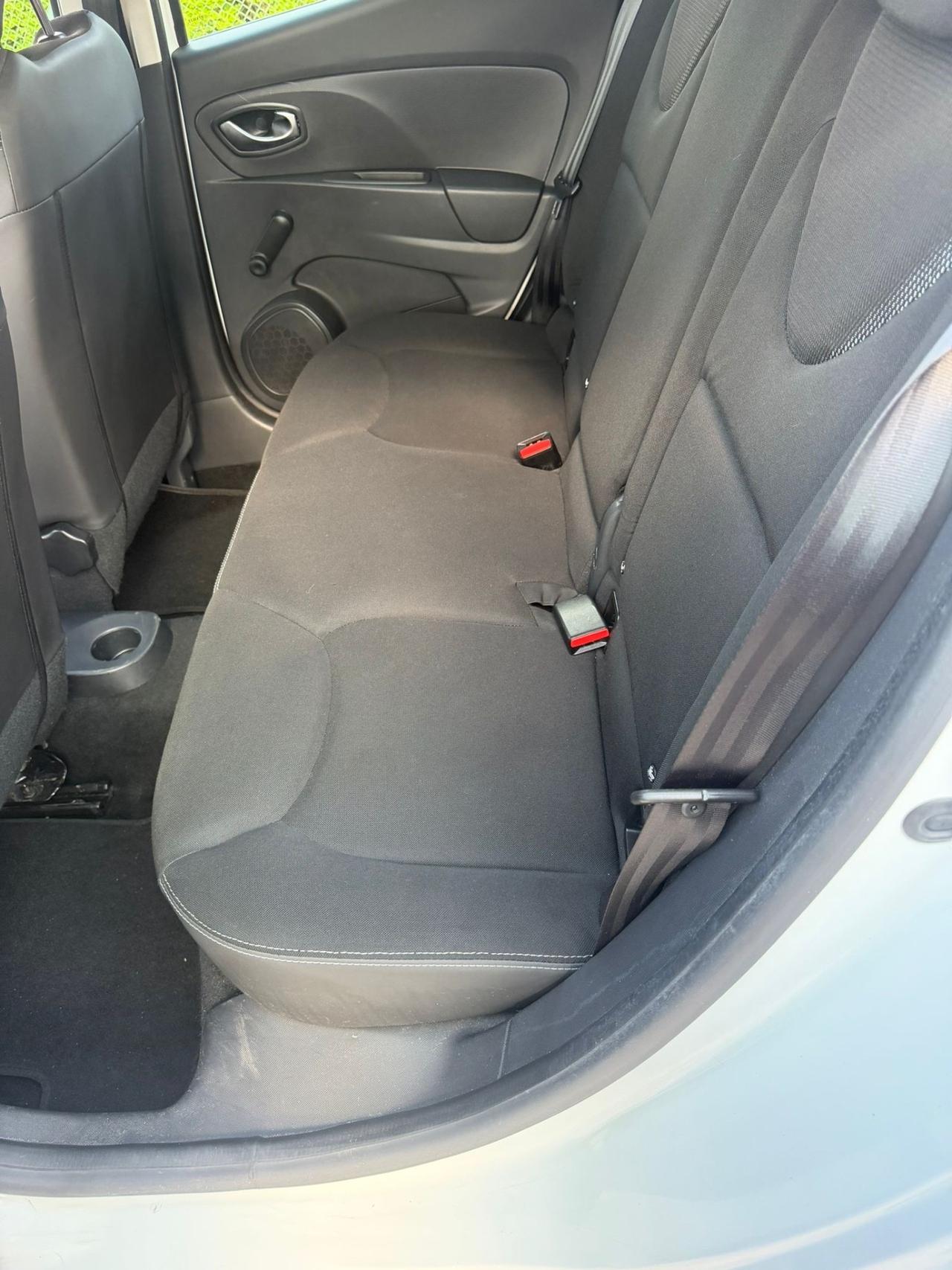 Renault Clio 1.5 dCi 8V 75CV 5 porte Costume National neopatentati