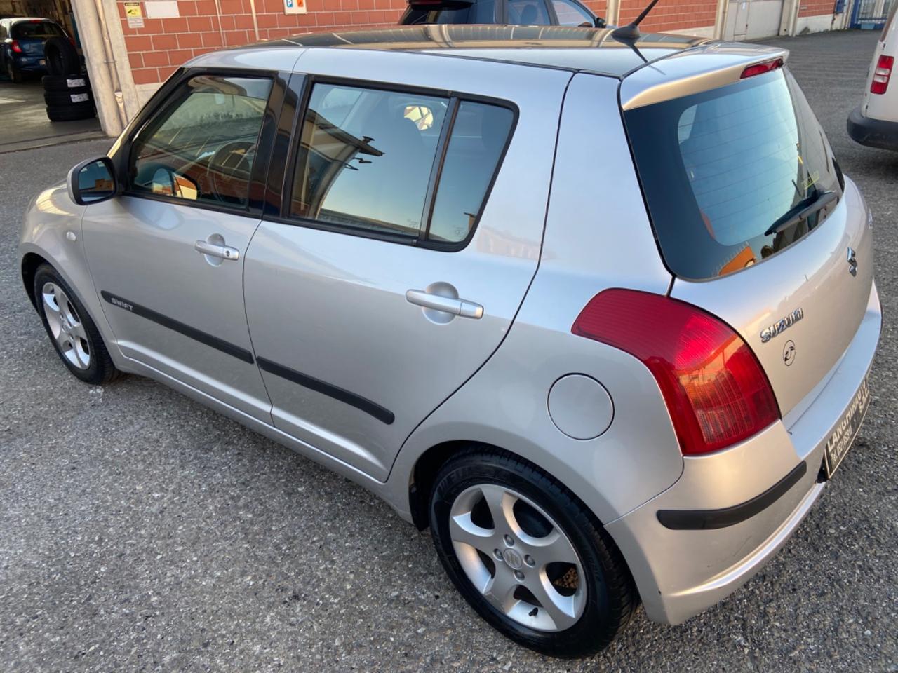 Suzuki Swift 1.3 5p. GLX