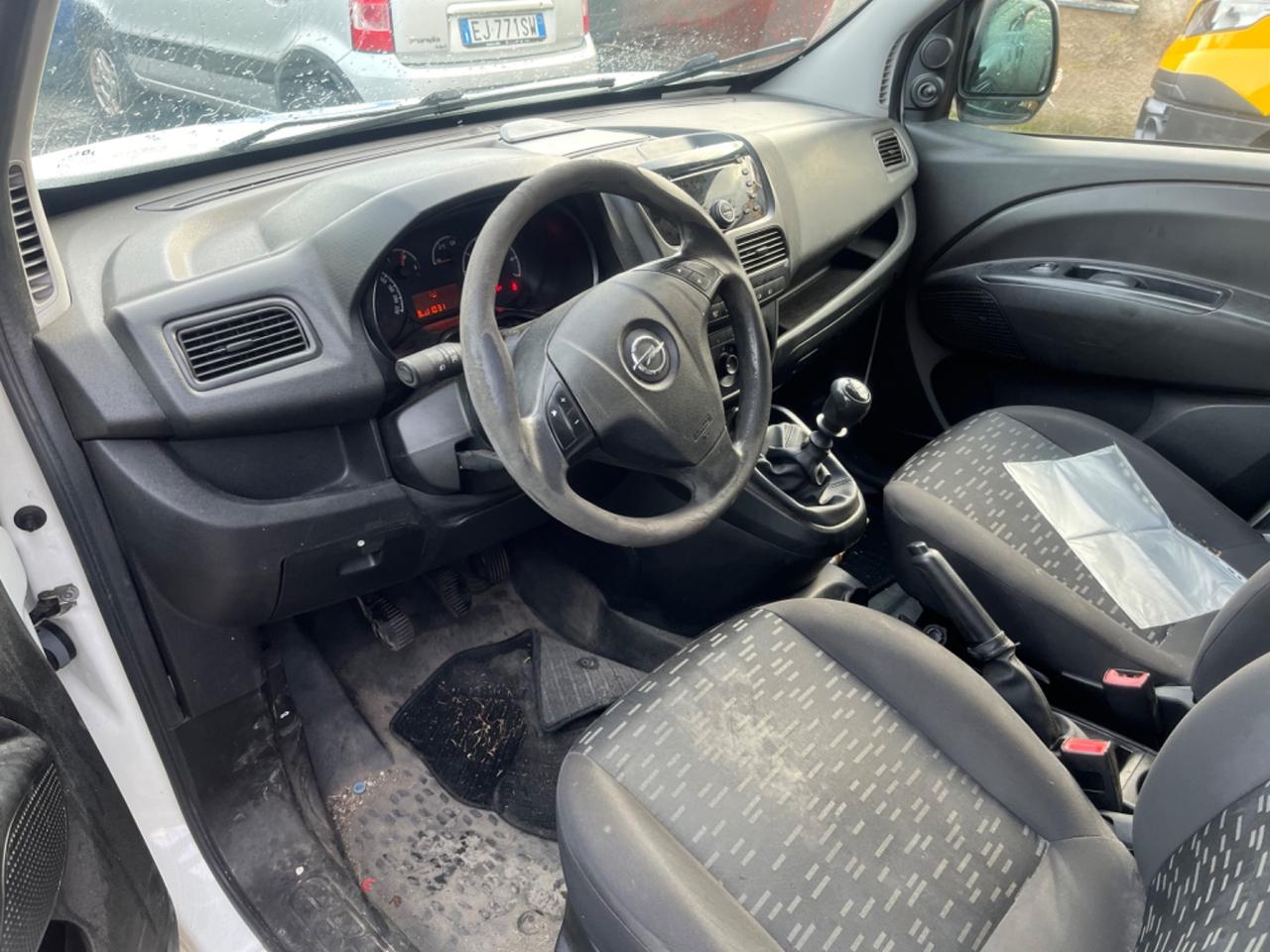 Opel combo 1.4 t jet metano 2015