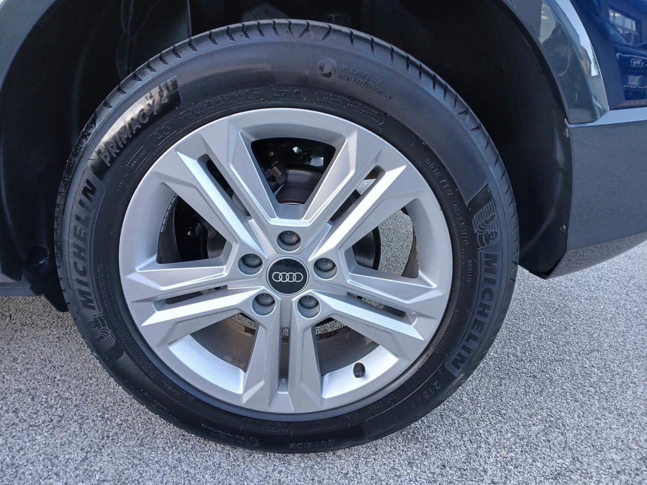 Audi Q2 TFSI 110CV BENZ 2022 ADVANCED