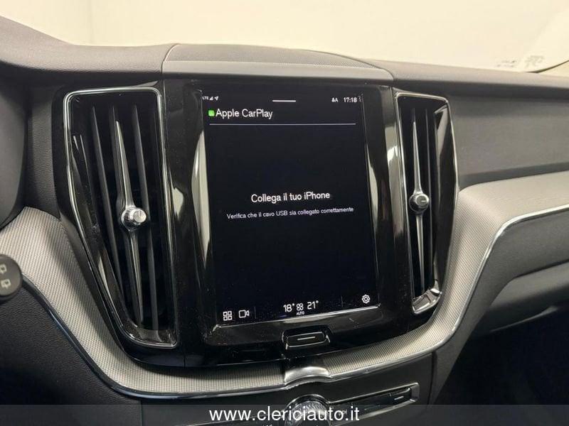 Volvo XC60 B4 (d) AWD automatico Plus Dark