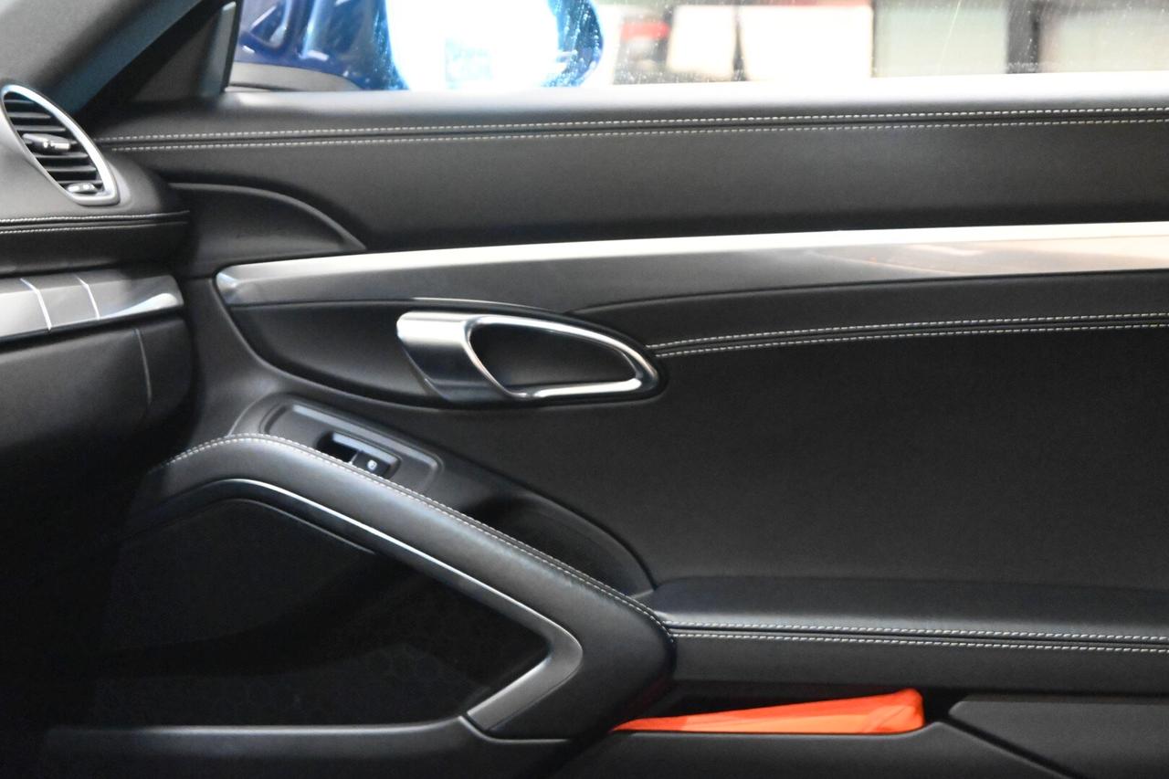 PORSCHE 718 718 Cayman 2.0