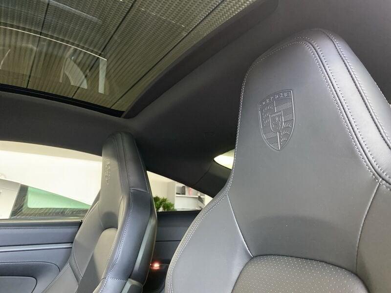 Porsche 911 Carrera (992.2)