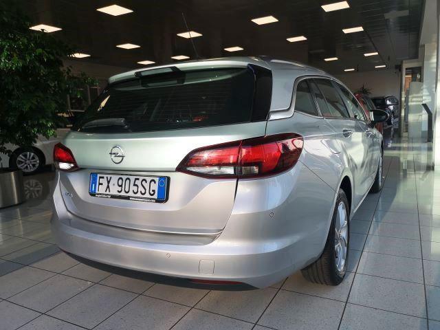 OPEL Astra 1.6 CDTi 136CV AT6. Sports Tourer Business