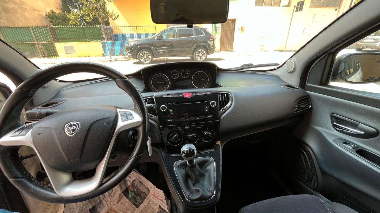 Lancia Ypsilon 1.3 MJT 16V 95 CV 5 porte S&S Platinum