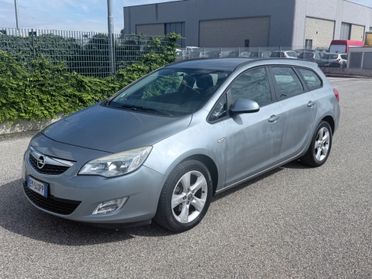 Opel Astra 1.7 CDTI 110CV Sports Tourer Cosmo
